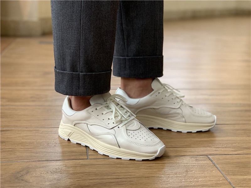 White Sneaker Care Kit - Round-toe Lace-up Casual White Thick-soled Men’s